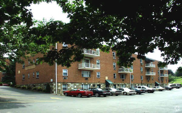 Foto del edificio - 1600 Church Rd
