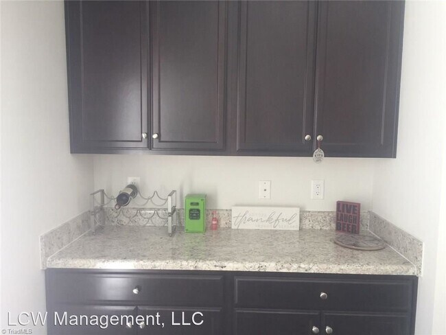 Foto del edificio - 2 br, 2.5 bath House - 5383 Farm House Trail