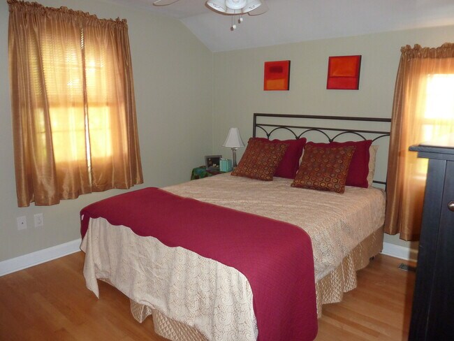 Foto del edificio - 34 Butternut Dr