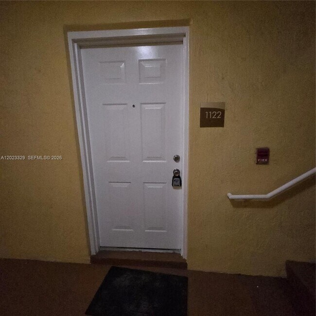 Foto del edificio - 5610 NW 61st St