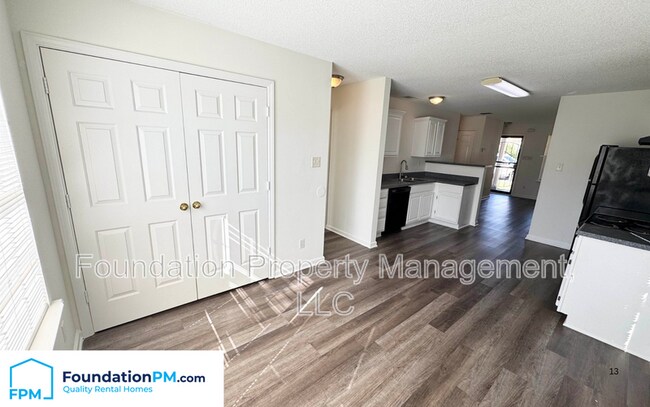 Building Photo - 7795 Fallstone Rd