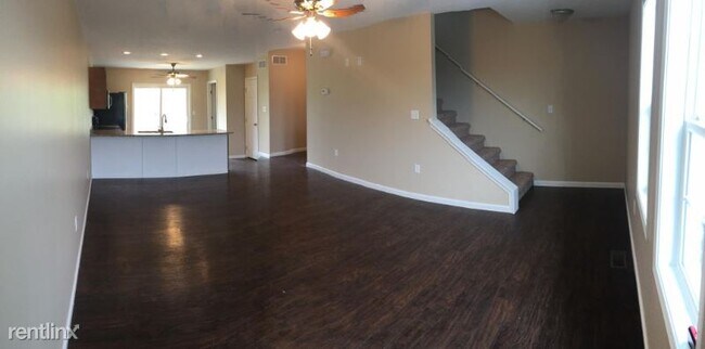 Foto del edificio - 2 br, 2.5 bath Townhome - 5 Tall Grass Ln