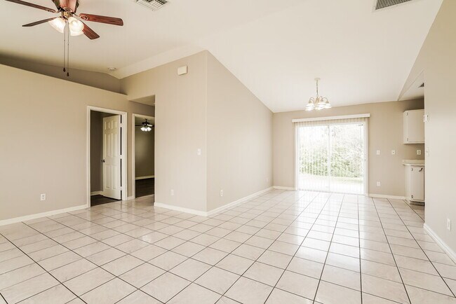 Foto del edificio - 3214 6th St W