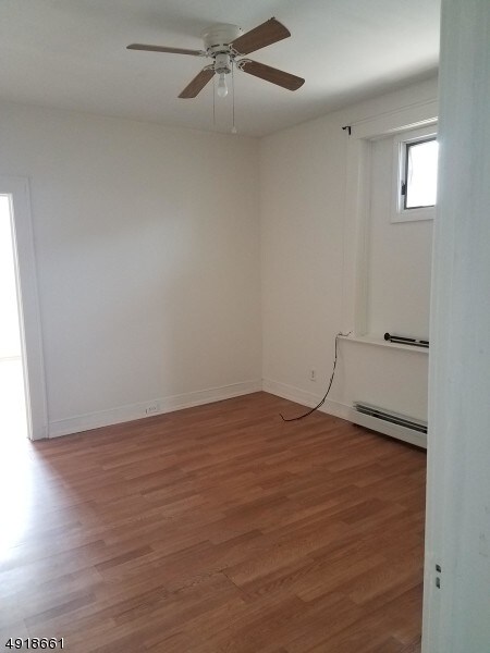 Building Photo - 275 Delawanna Ave