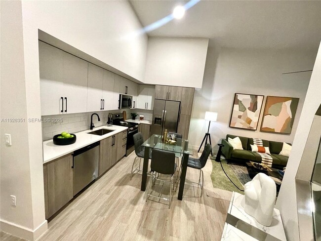 Building Photo - 18412 Homestead Ave