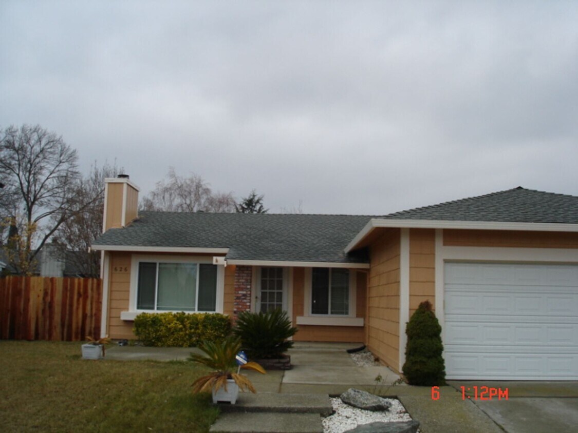 Foto principal - 626 Kinglet St