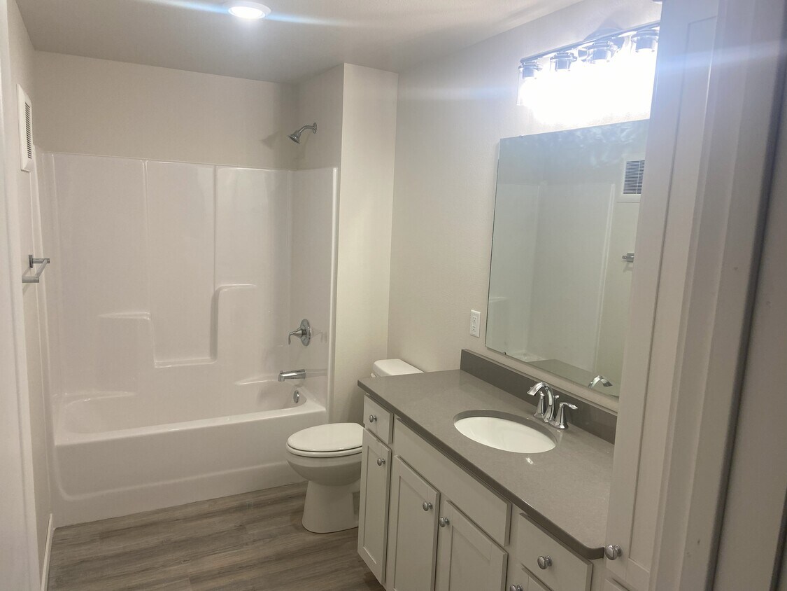 Foto principal - 460 Kansas Ave