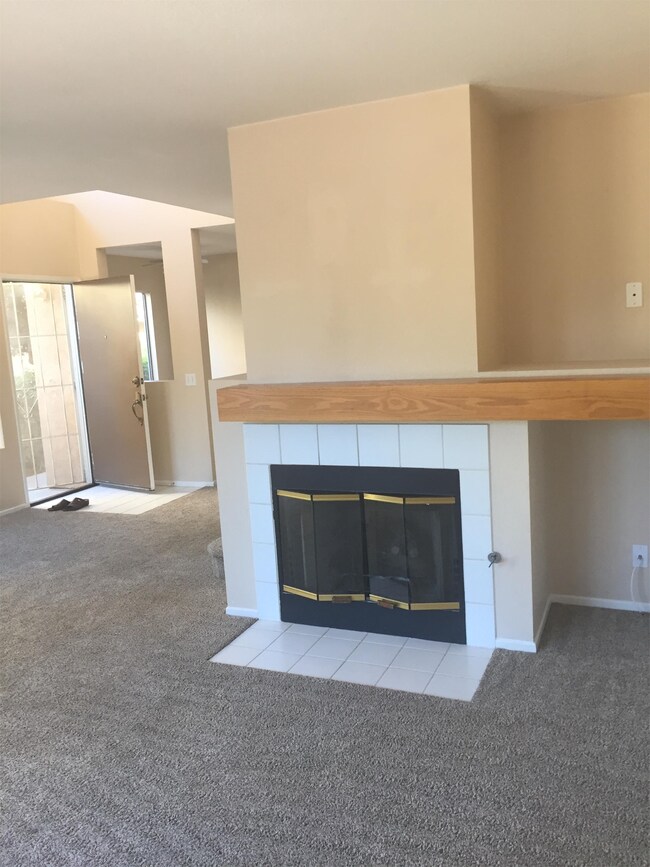 Foto del edificio - 376 Ferrara Way