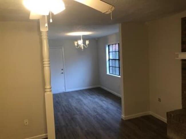 Building Photo - 539 Woodland Hills Pl