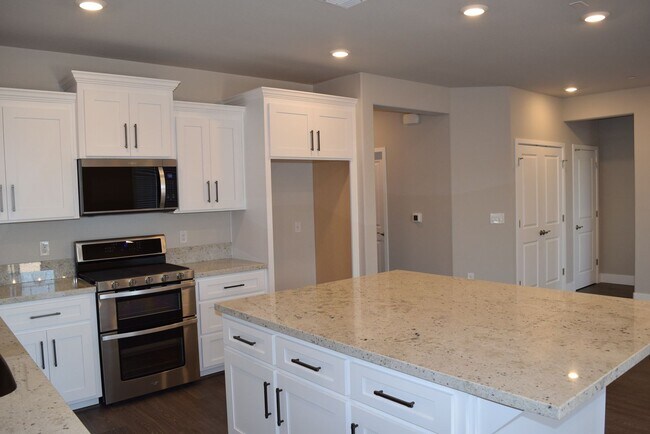 Foto del edificio - 3652 Ramhorn Rdg Dr