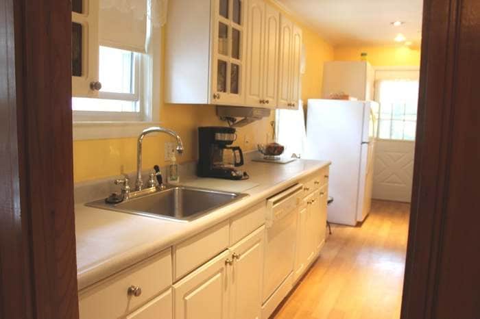 Primary Photo - 48 Moulton Rd