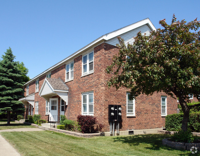 Foto del edificio - Michael J. Day Apartments