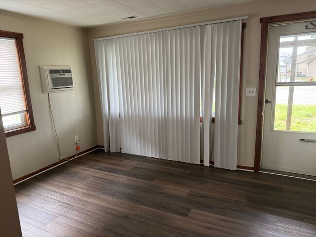 Foto del edificio - 2 Bedroom House - Buckeye Lake