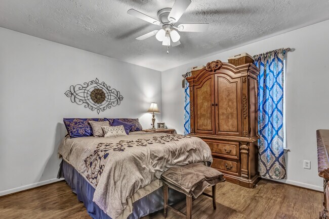 Building Photo - 3405 Timberline Ct