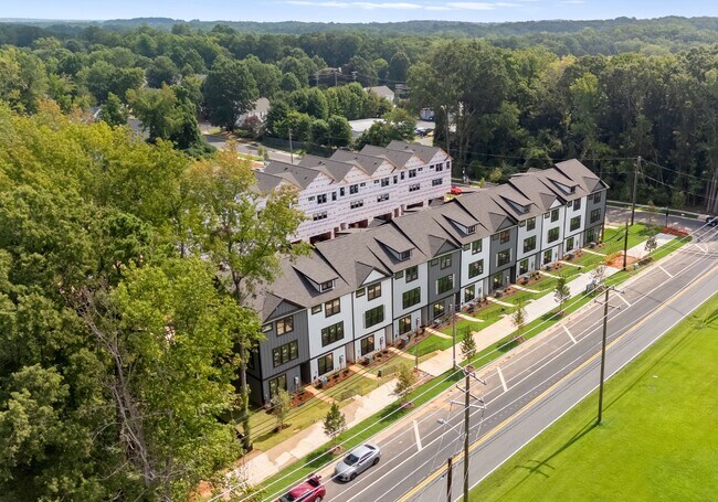 Foto del edificio - The Towns at Rocky River