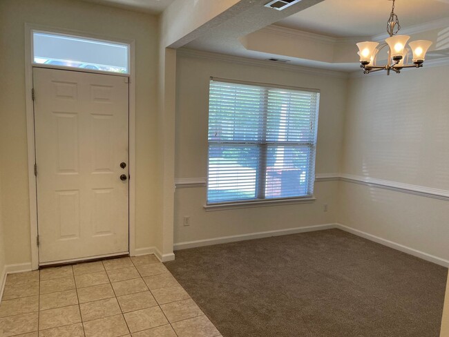 Building Photo - Beautiful Norfolk Waterfront Condo!