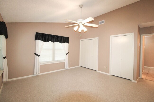 Foto del edificio - 10323 Quail Meadow St