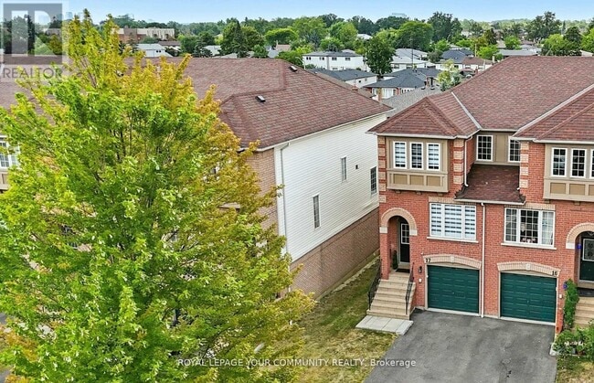 Building Photo - 3020-3020 Cedarglen Gate