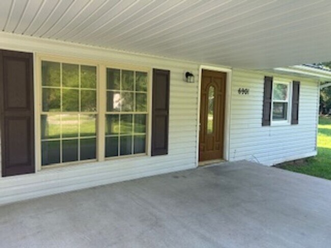Foto del edificio - 3 Bedroom, 2 Bathroom Home