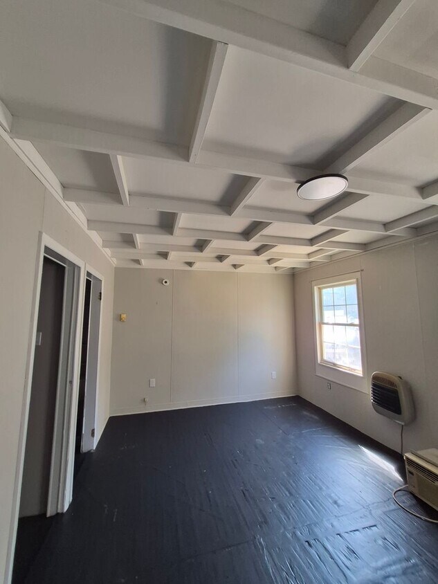 Foto del edificio - 250 S Poplar St