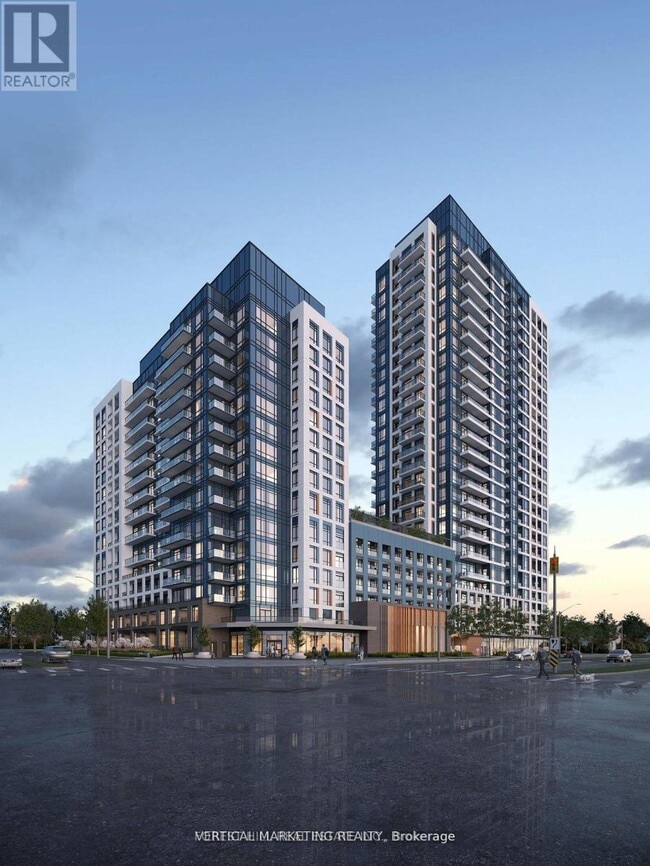 Building Photo - 7950-7950 Bathurst St