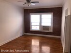 Foto principal - 1976 Hillhurst Ave