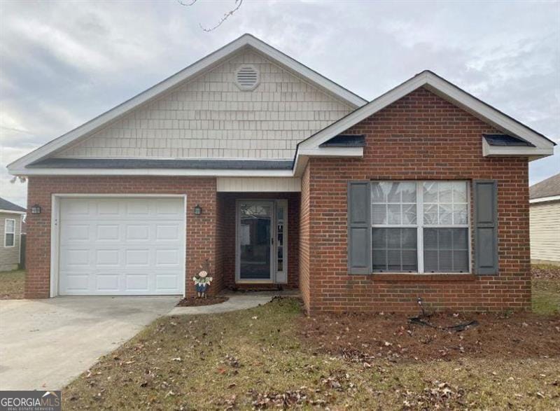 Foto principal - 230 Stirling Bridge Dr