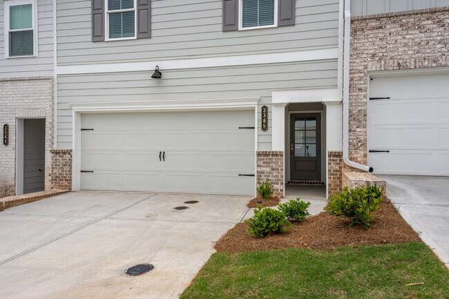 Foto del edificio - 3365 Verdi Ln