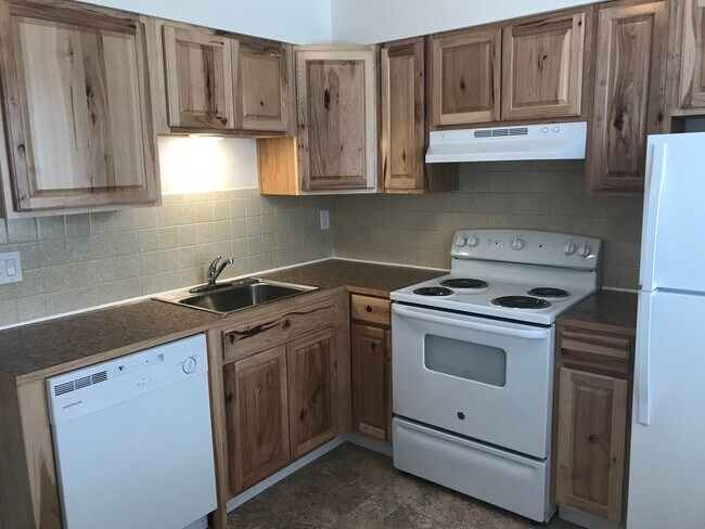 Foto del edificio - 2225 N Howard St