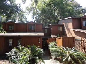 Building Photo - 852 SW 58 Terrace