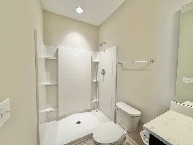 Foto del edificio - Stunning 3BD, 3.5BA Raleigh Townhome in th...