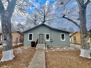 Building Photo - 1217 Keats St