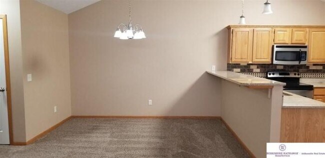 Foto del edificio - 2 bedroom in Omaha NE 68118