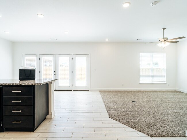 Building Photo - 2161 Wildflower Dr