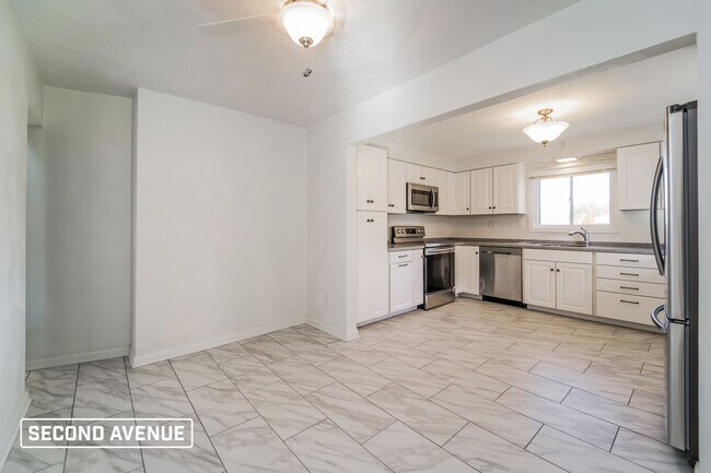 Foto del edificio - 617 Humphrey Rd