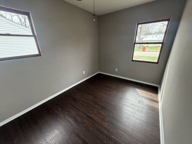 Foto del edificio - 3212 Kimberly Dr