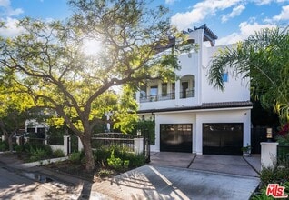 Building Photo - 345 S Saltair Ave