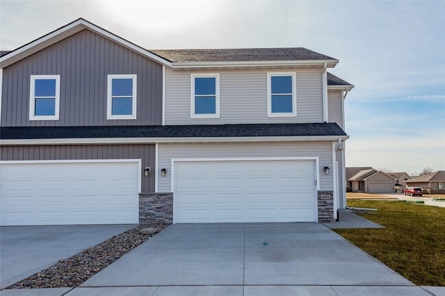 Building Photo - 6129 Tungsten Dr