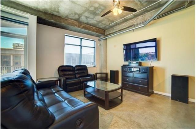 Foto del edificio - 1001 Belleview St