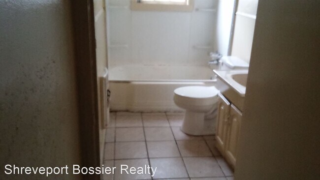 Building Photo - 2 br, 1 bath House - 2723 Fulton St