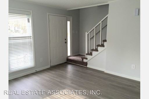 Building Photo - 1-19 Hayti Ln