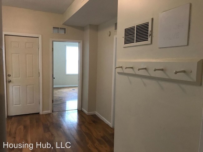 Building Photo - 3238 Aldrich Ave N