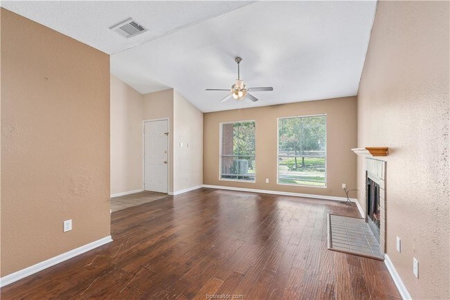 Building Photo - 1501 Stallings Dr