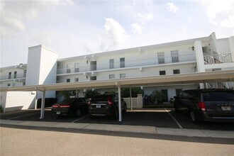 Building Photo - 1655 S Highland Ave