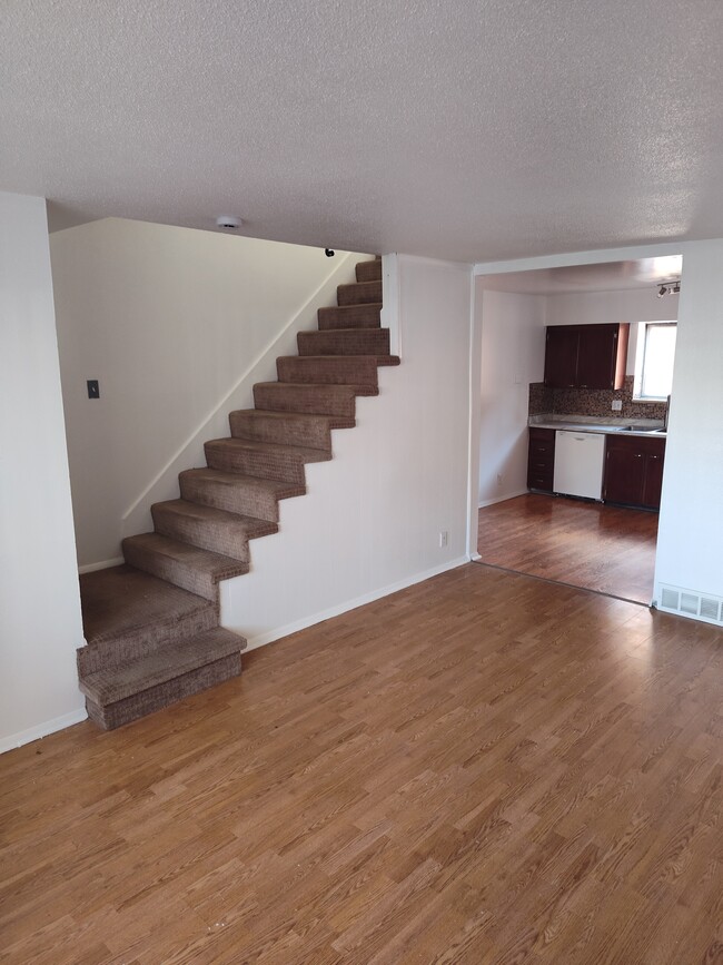 Living Room - 5062 W 8th Ave