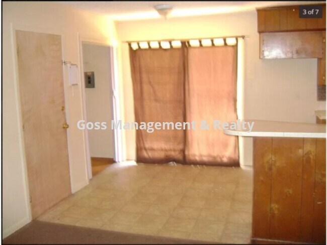 Building Photo - 108 Lindenhurst Dr