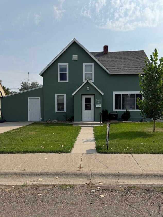 Primary Photo - Centrally located, Nestled in the heart of...