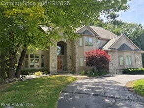Building Photo - 3417 Hidden Oaks Ln