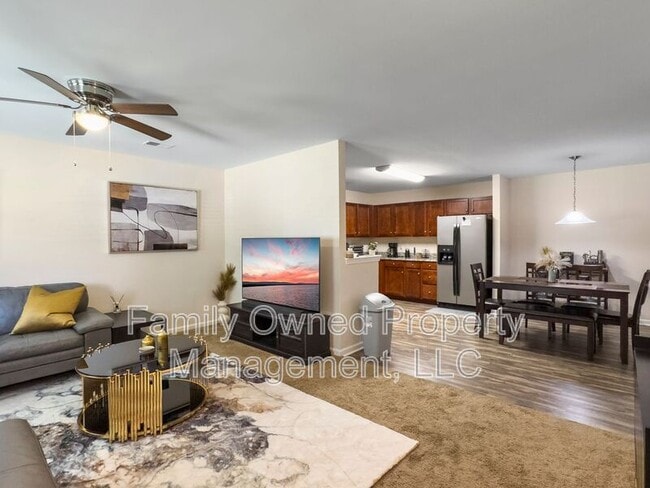 Foto del edificio - 204 Wildberry Ln