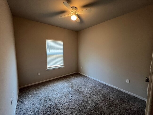 Building Photo - 2717 Ginger Ct